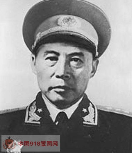 资料图:吕正操1955年被授予上将军衔